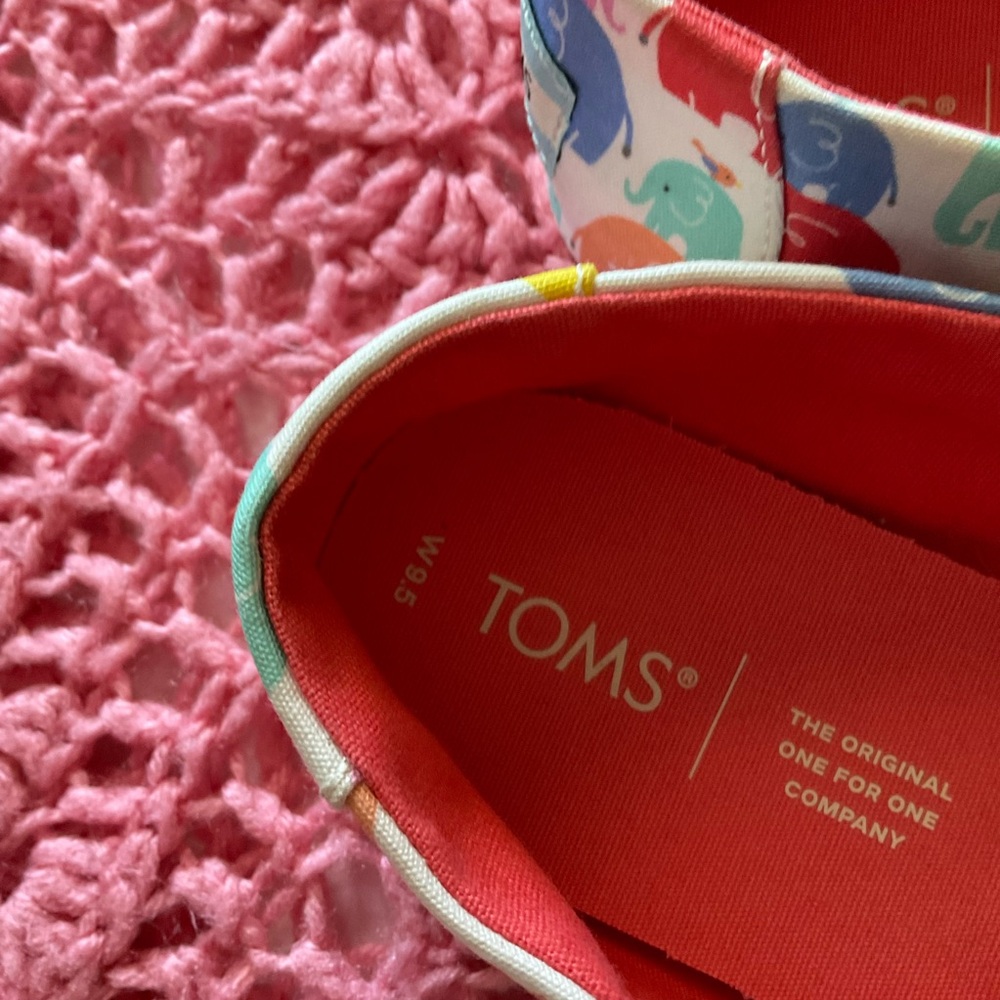 Tom’s Colorful Elephant Print Shoes alpargata brand new - Picture 7 of 8